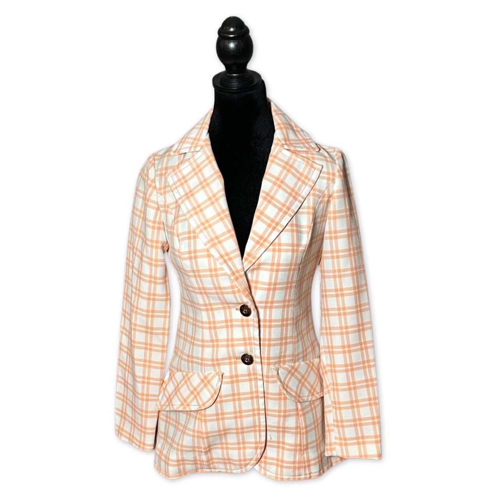Vintage 90s Solo’s Salmon and White 2 Button 2 Faux Pocket Blazer
